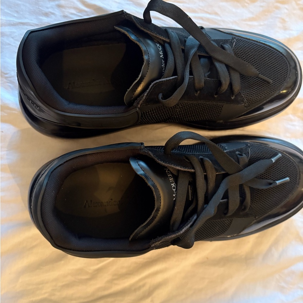 Alexander Mcqueen Black Patterned Sole Sandals - image 2